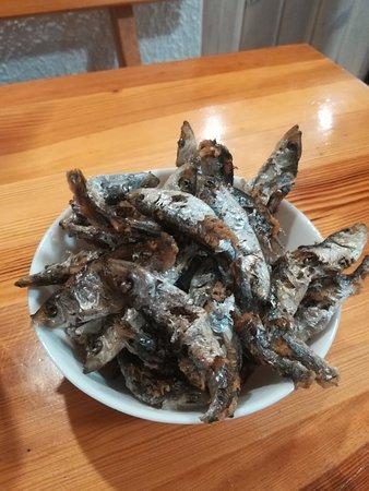 Smarzalnia ryb u Emila